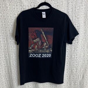 Gildan Men’s Heavy Cotton Black T-Shirt with Red and White Leo P Graphic